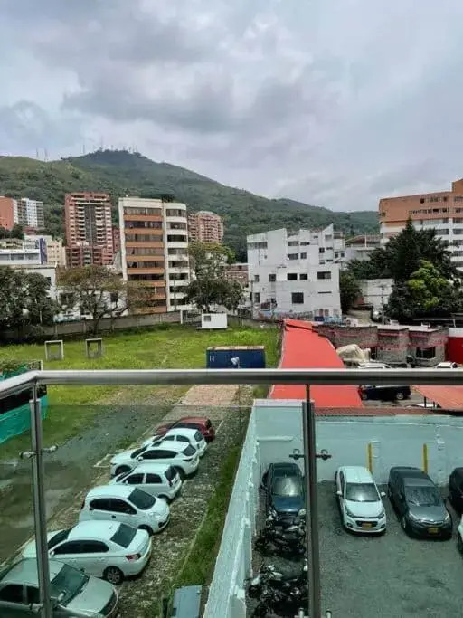 302-LINDO APARTAESTUDIO DUPLEX EN GRanada