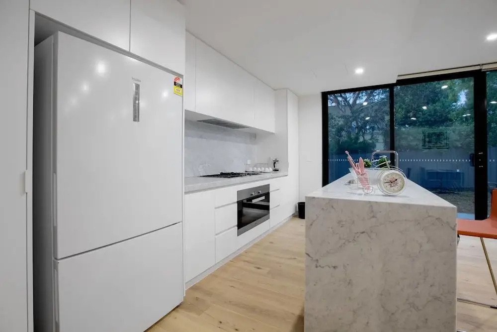 106*Modern Prestige*3-Storey New Establishment