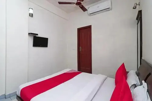 Hotel Days Inn by OYO