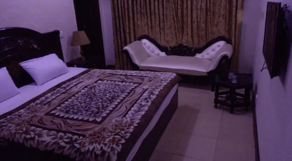 Quick Continental Hotel