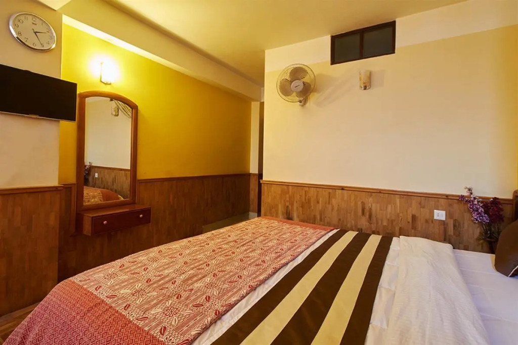 Jain Group Hotel Royal Residency