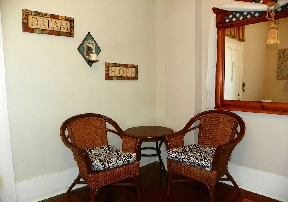 Coastal Dreams Bed & Breakfast