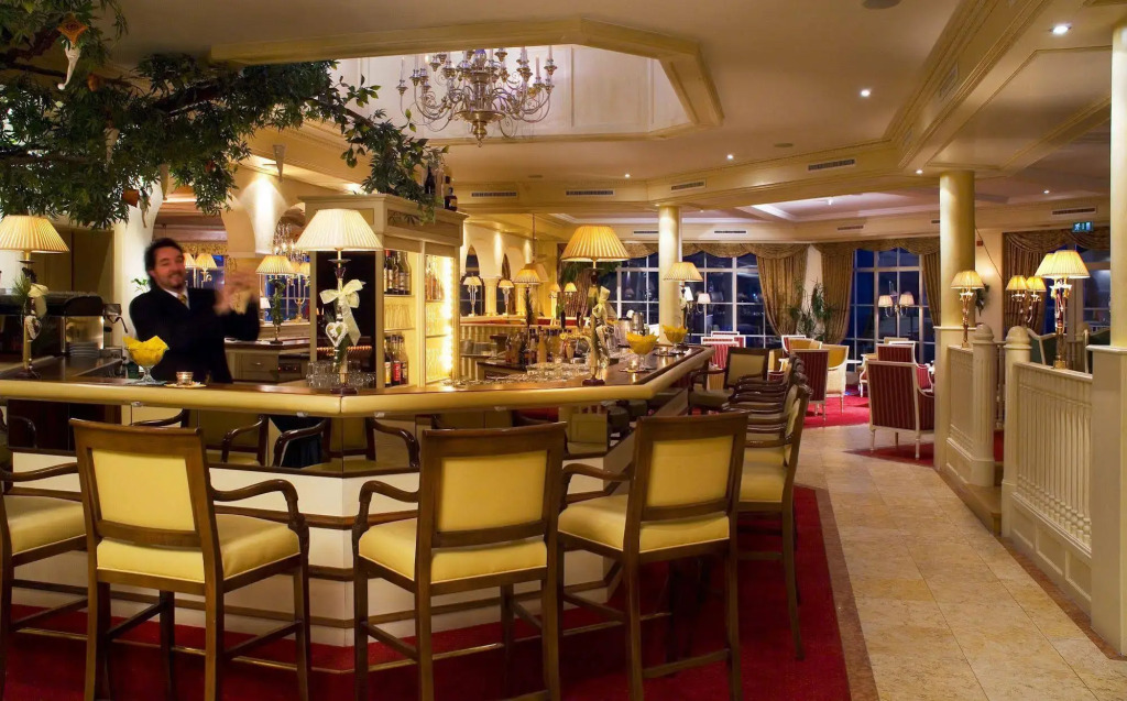 Hotel Majestic - Unique Spa Resort