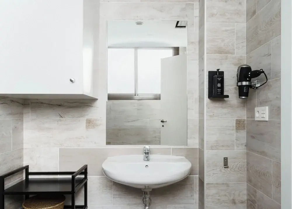 Limehome Granada Calle Lopez Rubio
