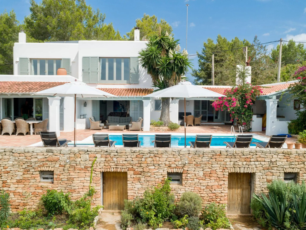 Pretty Villa in Santa Gertrudis de Fruitera with Private Pool