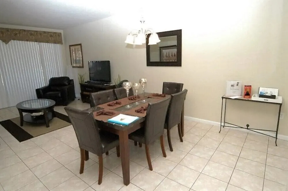 4971 Large Townhome with Great Resort Amenities