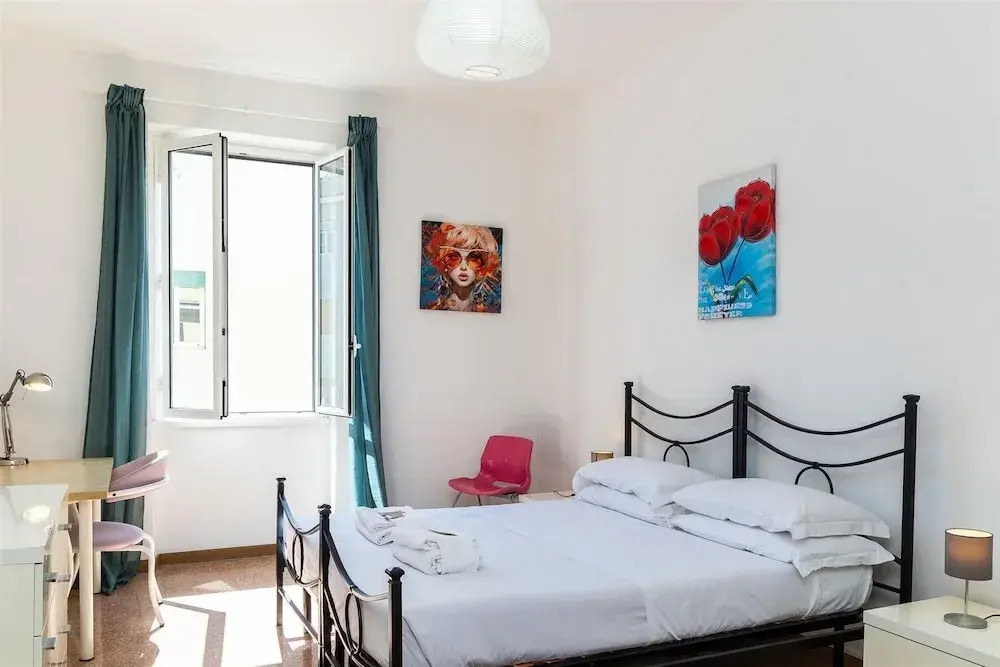 Rental in Rome Jenner Apartment