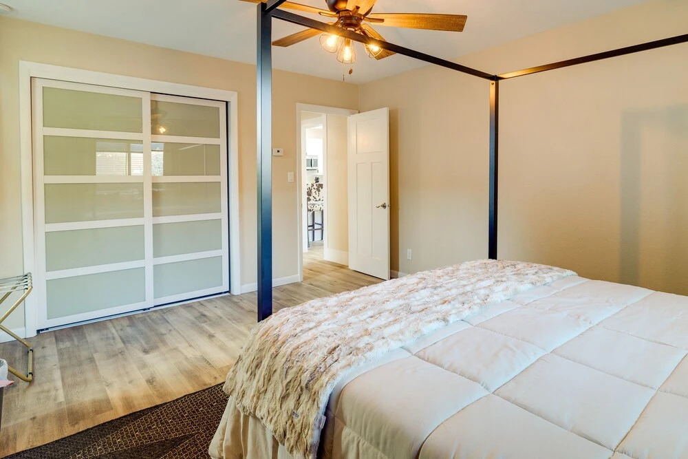 Near Downtown: Spacious Casper Getaway w/ Deck