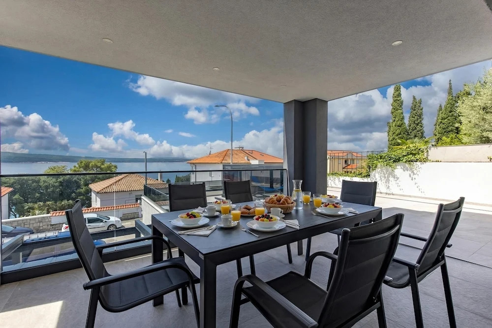 Pool Apartments Crikvenica