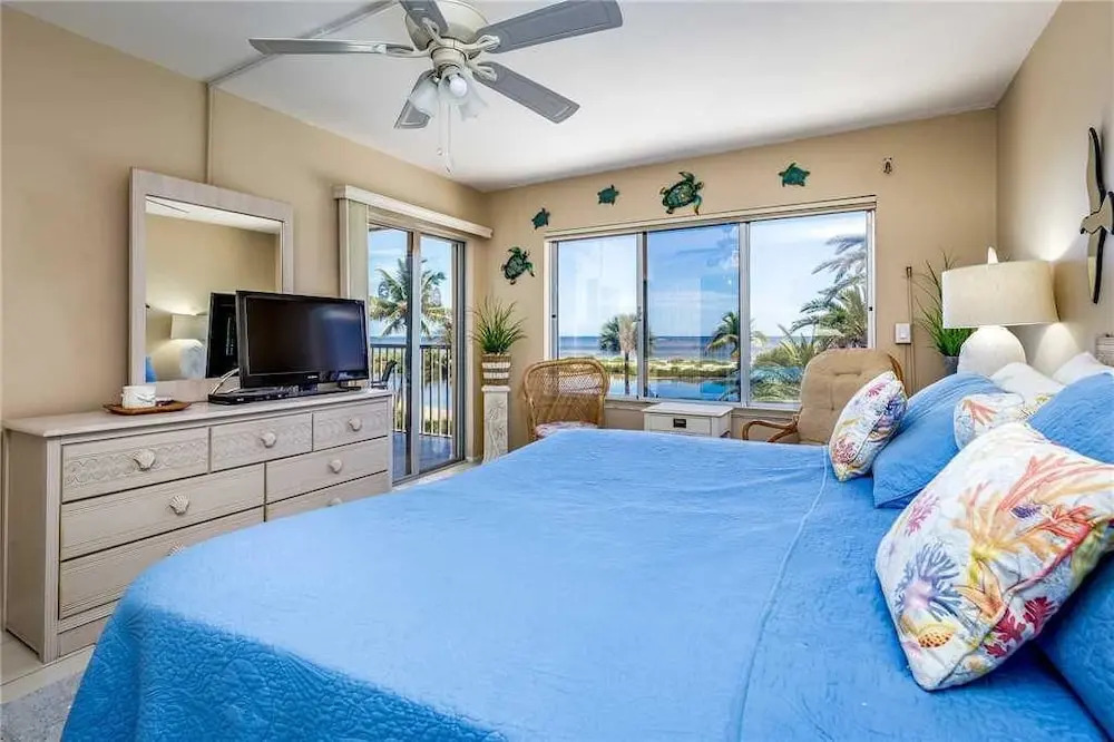 Sun Caper 208 - Two Bedroom Condo