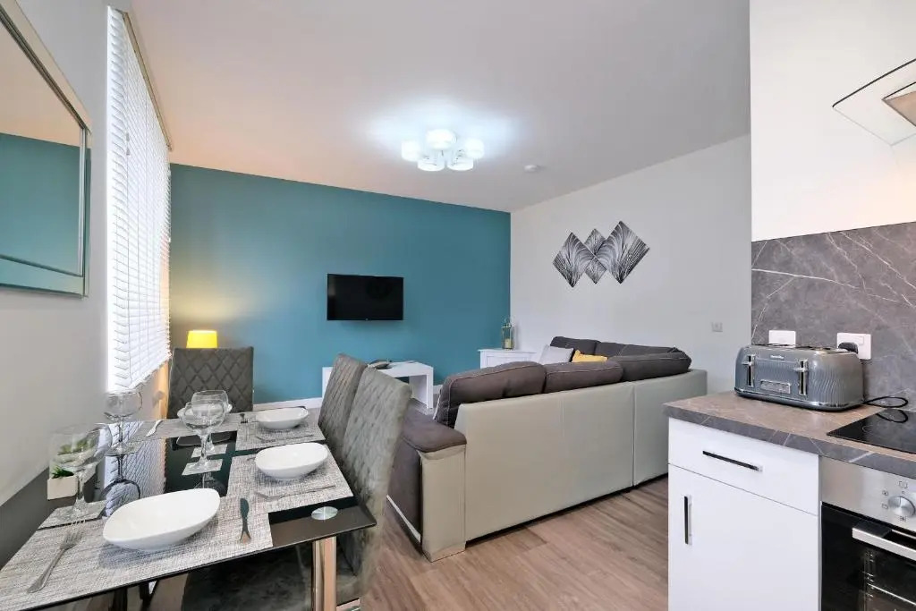 5* Luxury 1 Bedroom Apartment in City Centre