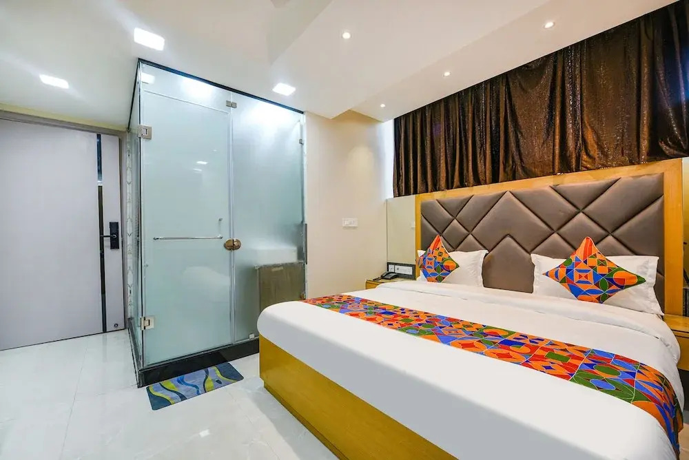 FabHotel Grand