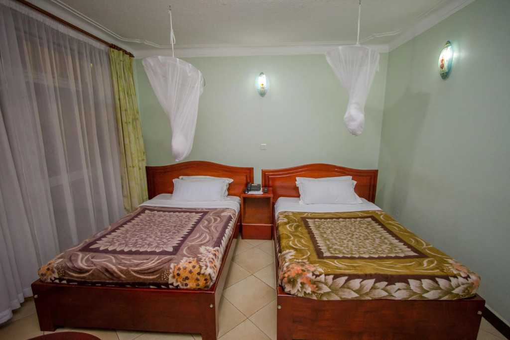 Jevine Hotel