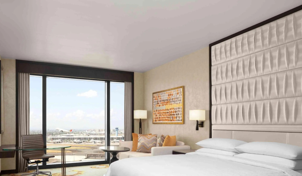 Sheraton Manila Hotel at Newport World Resorts