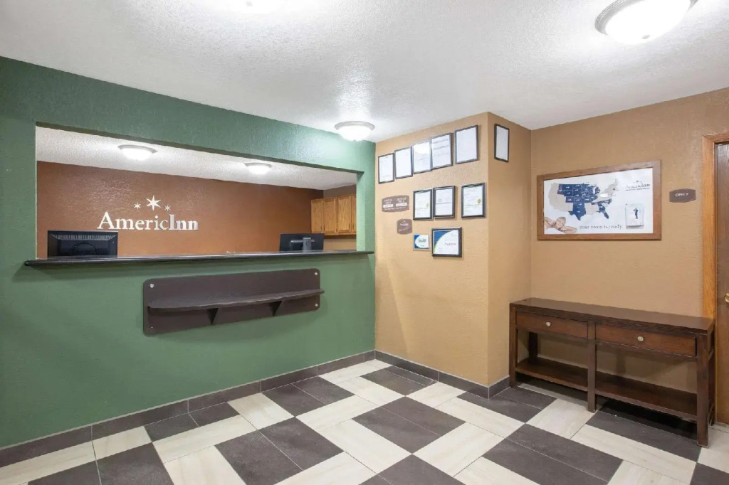 Quality Inn Council Bluffs I-80