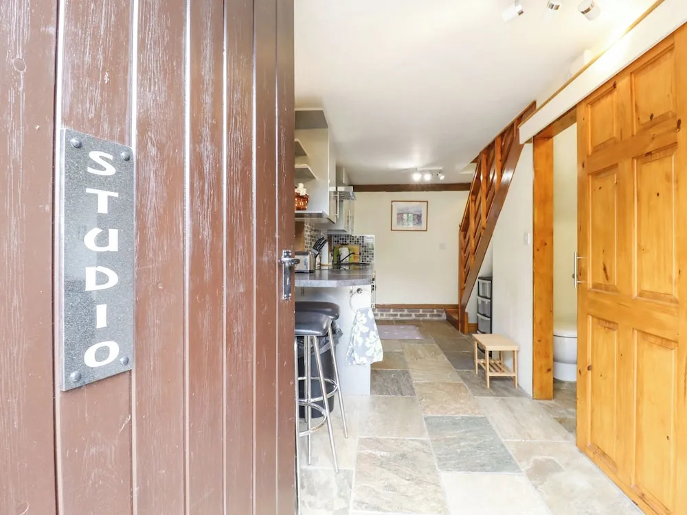 The Studio, Horseshoe Cottage