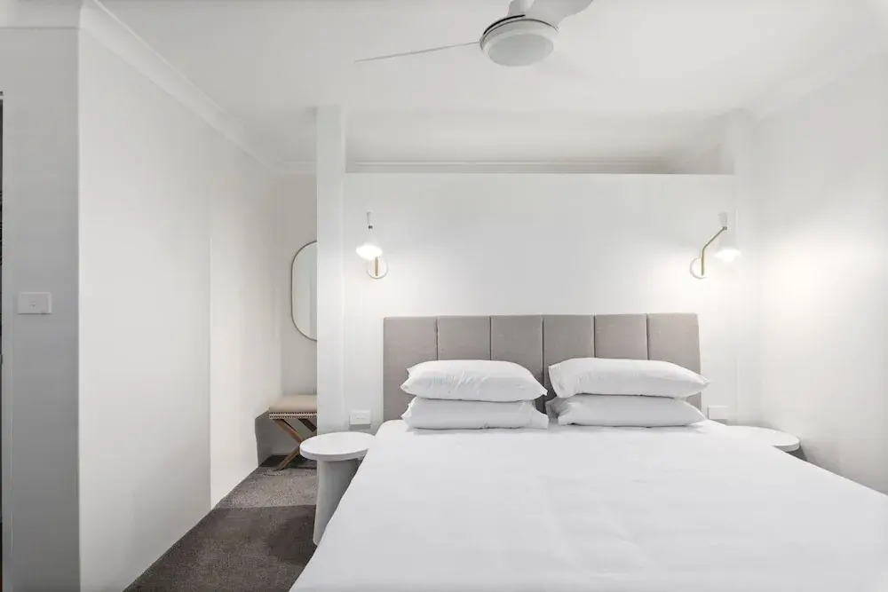 Stylish 3-bed Newport Stay With Balcony