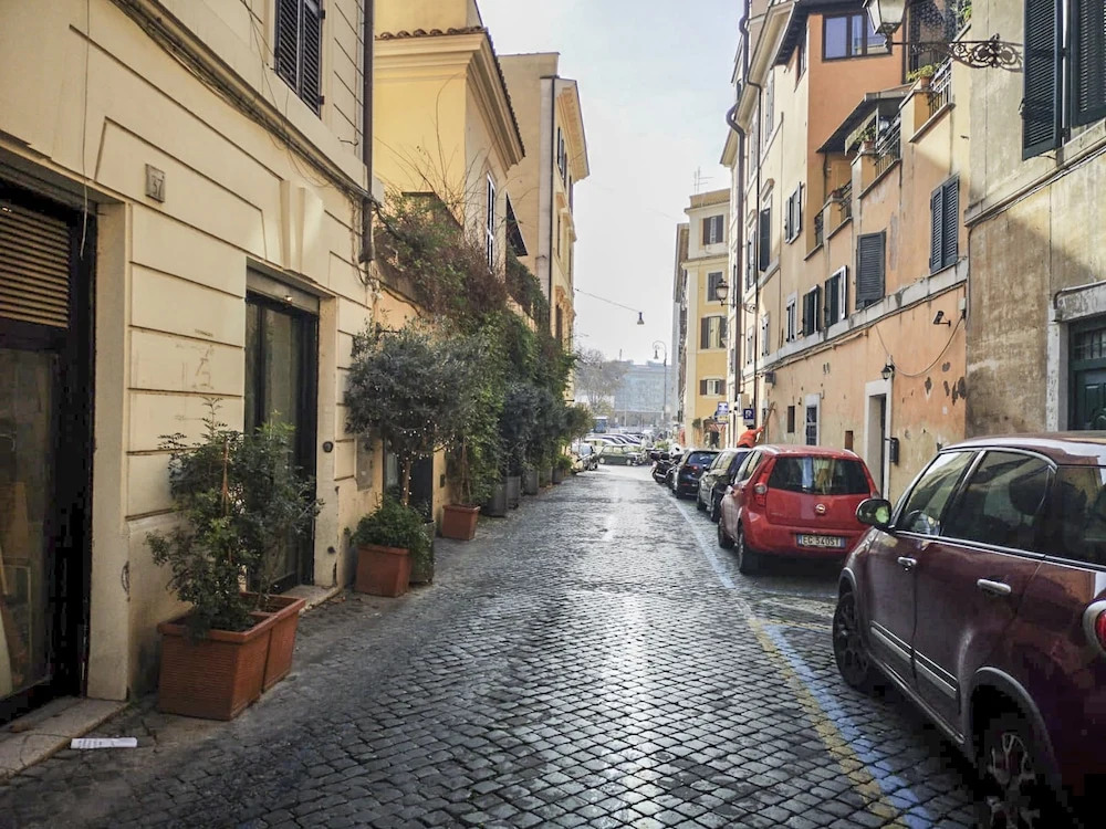 Trastevere Roma Deluxe Rooms
