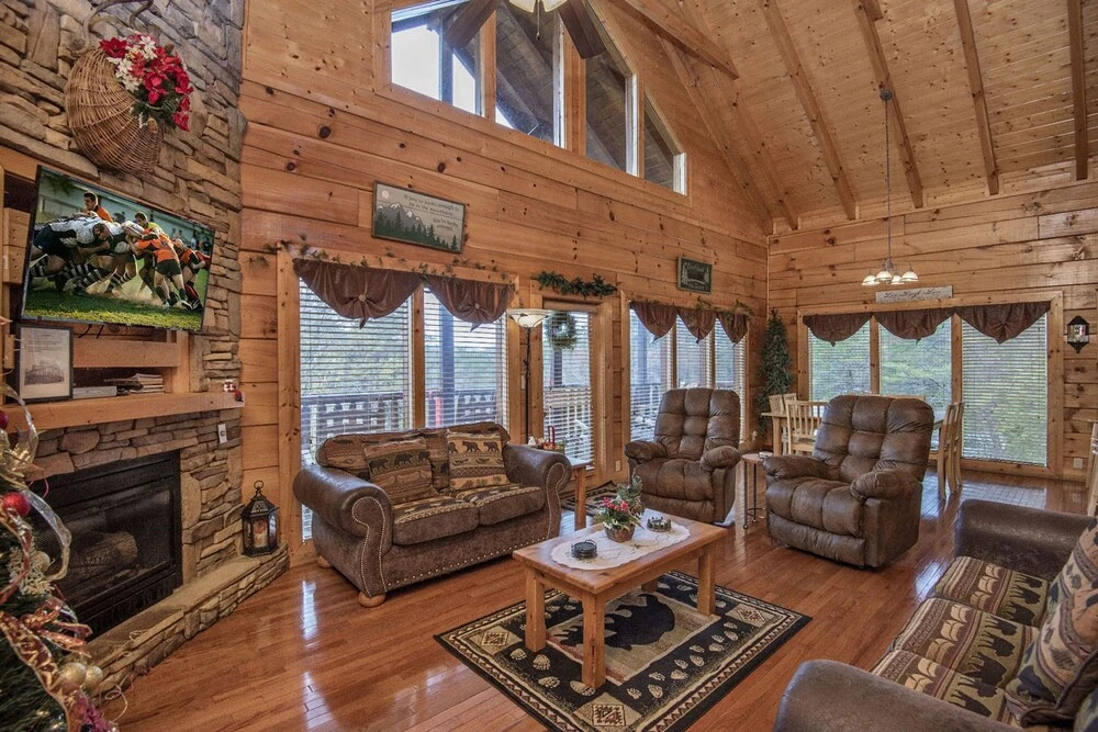 Simply The Best by Heritage Cabin Rentals