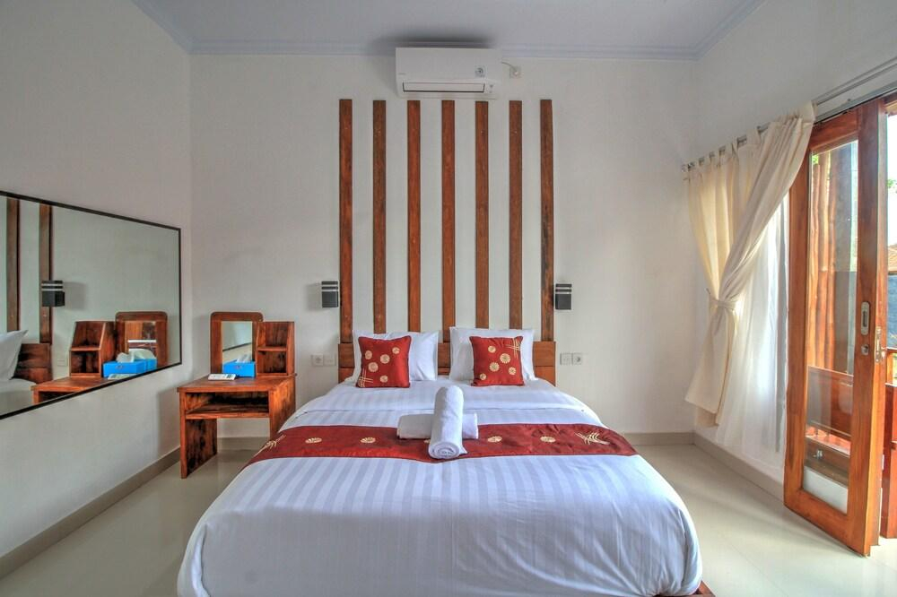 Buyuk Beach Bungalows