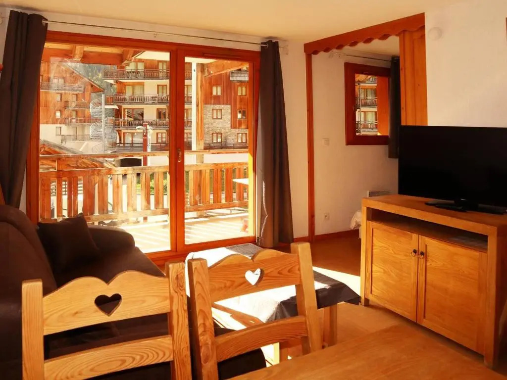 Appartement Les Orres, 2 pièces, 6 personnes - FR-1-322-478