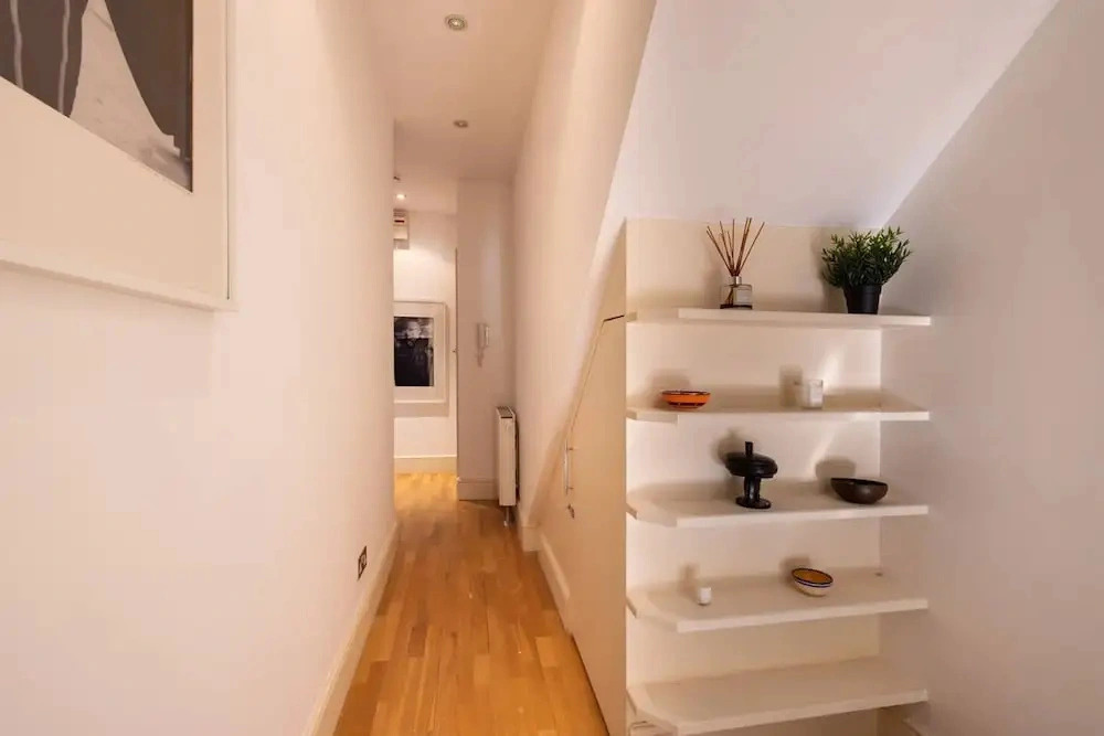 Earl s Court 1BR Private Terrace Walk to Tube