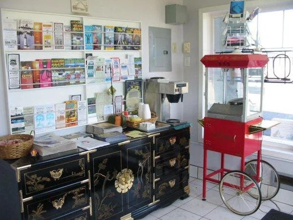Newport Bay Motel