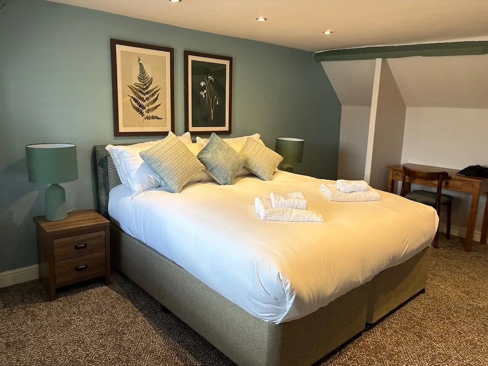 The Oakhouse Hotel