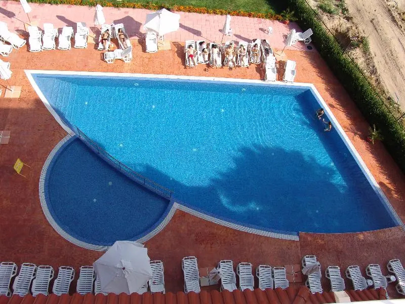 Apart-hotel Happy