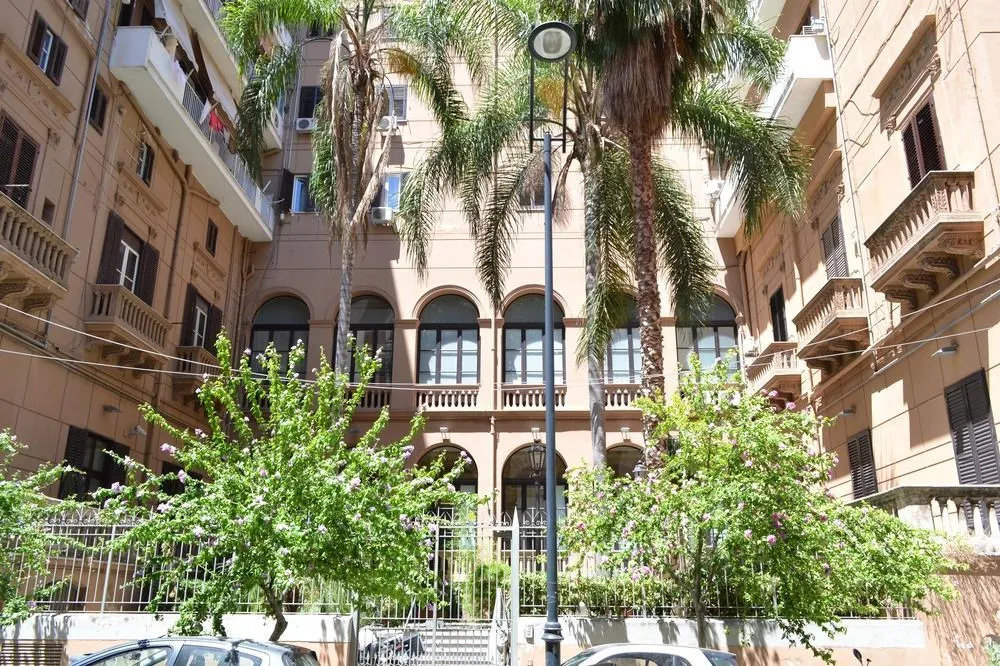 Gallo's house at Teatro Politeama