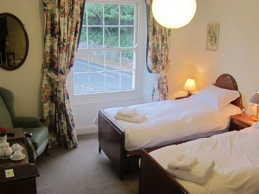 The Oakhill Inn