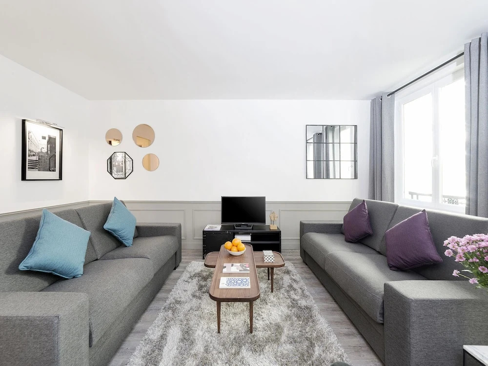 Luxury 3BDR Le Marais II by Livinparis