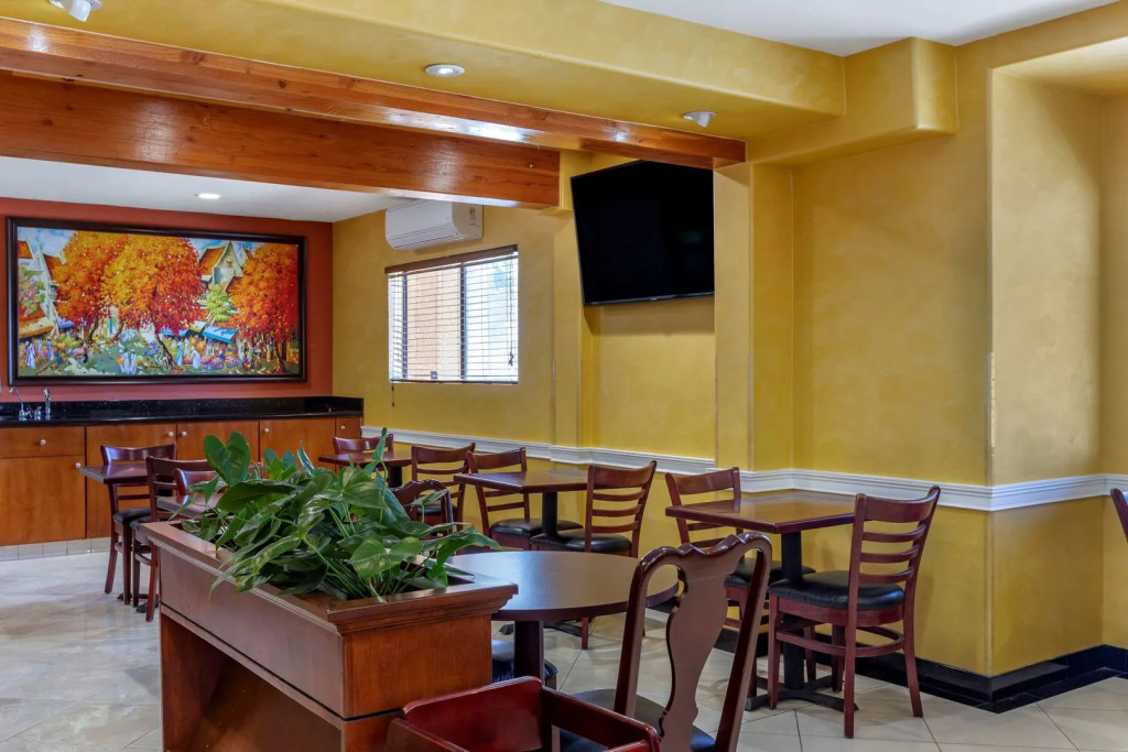 Quality Inn & Suites Westminster Seal Beach