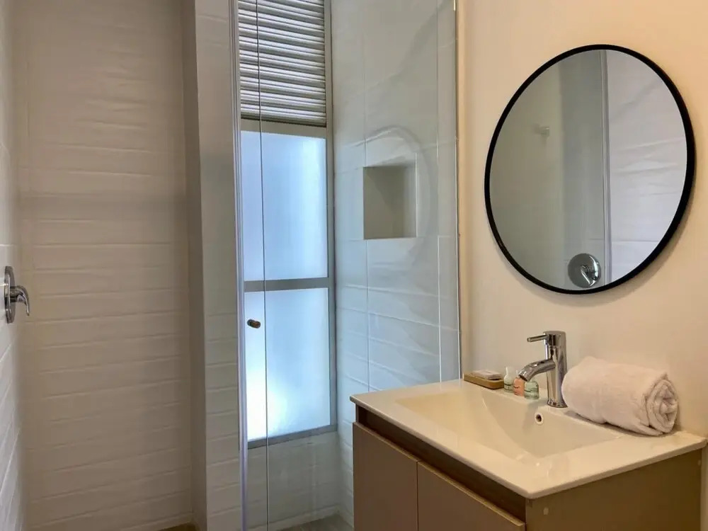 Captivating 3BR With Balcony n fan in Laureles