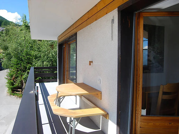 Apartment Diana E2 by Interhome