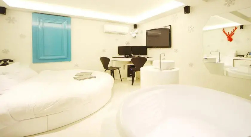 Echae Hotel 3 Sinchon