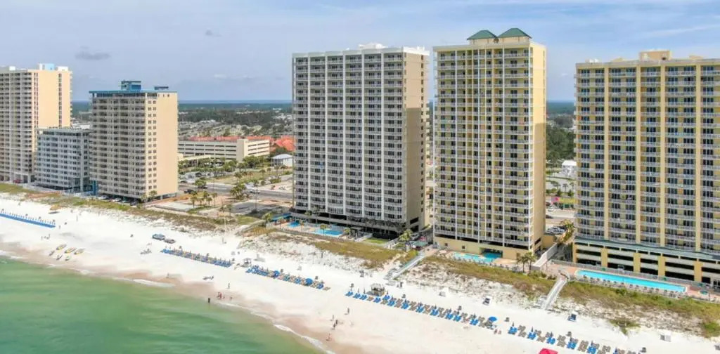 Barefoot Bliss - beachfront condo - sleeps 14