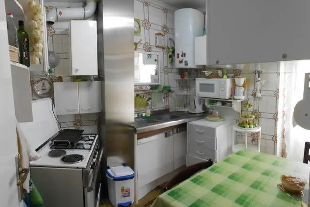 Comfortable House Center (1)