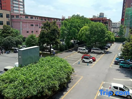 Pingyu Hotel