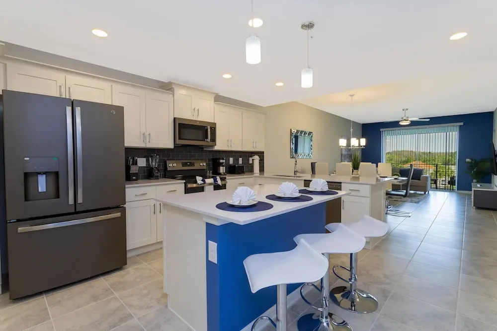 Stunning 2 Bd Condo Close to Disney 304 3191