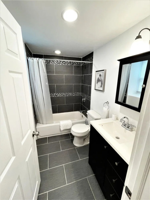 Boardwalk- Large Modern Unit With King bed Fast Wifi Free Coffee and Easy Parking