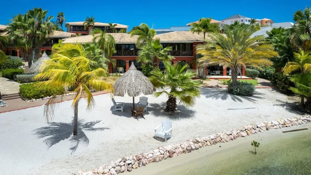 Tropical Escape With Pool and Ocean Views