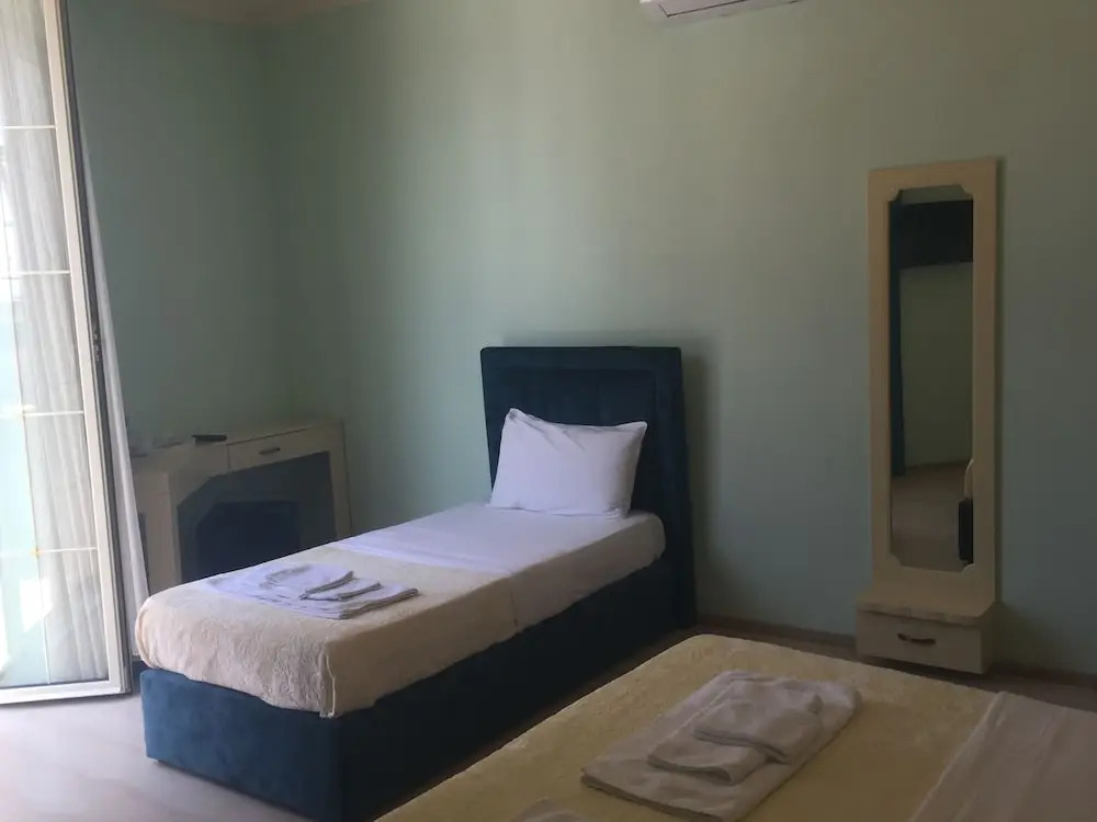 Lukas Hotel