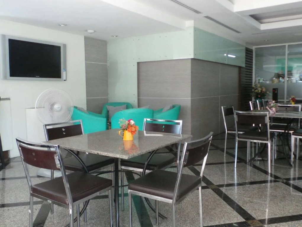 Sky Place Serviced Apartment