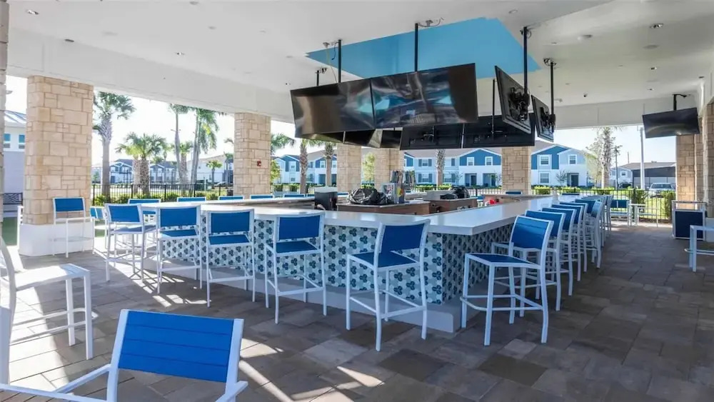 Lux Family Home in Exclusive Windsor Island Resort