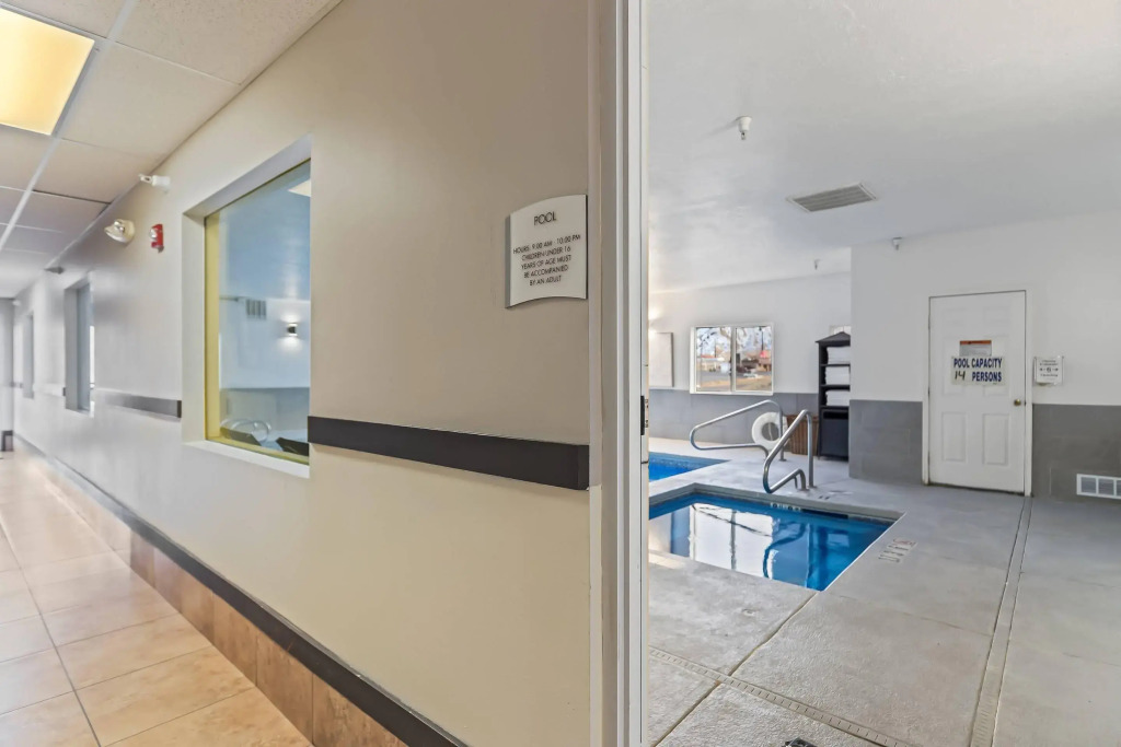 Quality Inn & Suites Salina National Forest Area