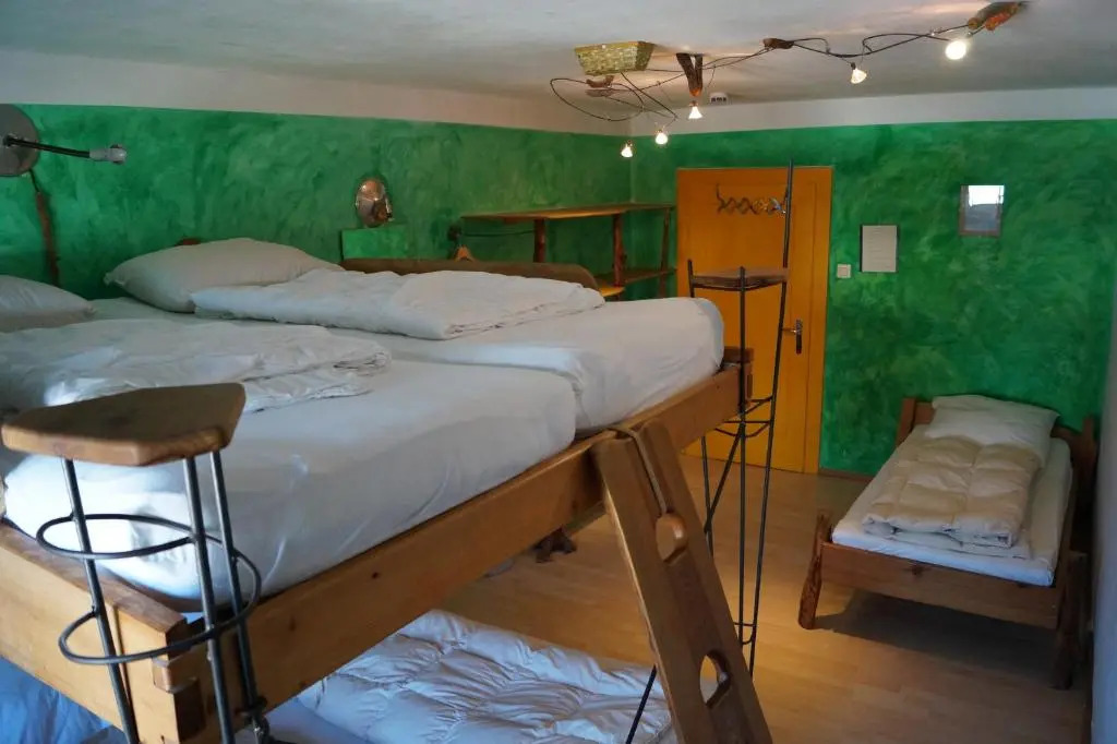 Schiff Bihlerdorf - Hostel