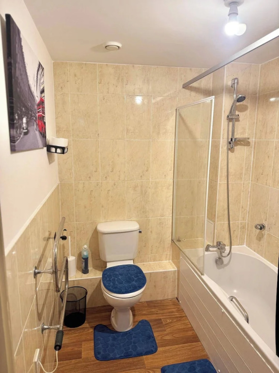 City Centre - Sleeps 2 - Wifi Parking Projector