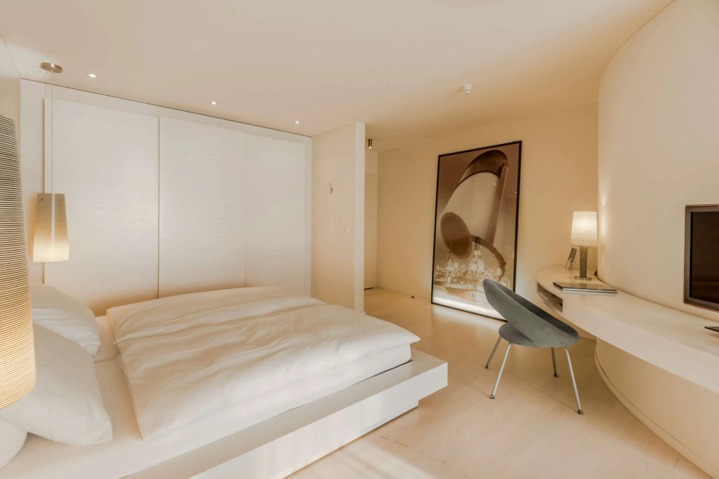 HERMITAGE Lake Lucerne - Beach Club & Lifestyle Hotel