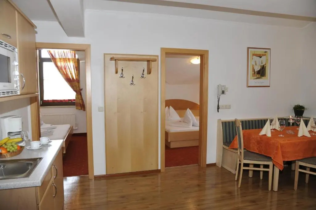 Hotel Alpina